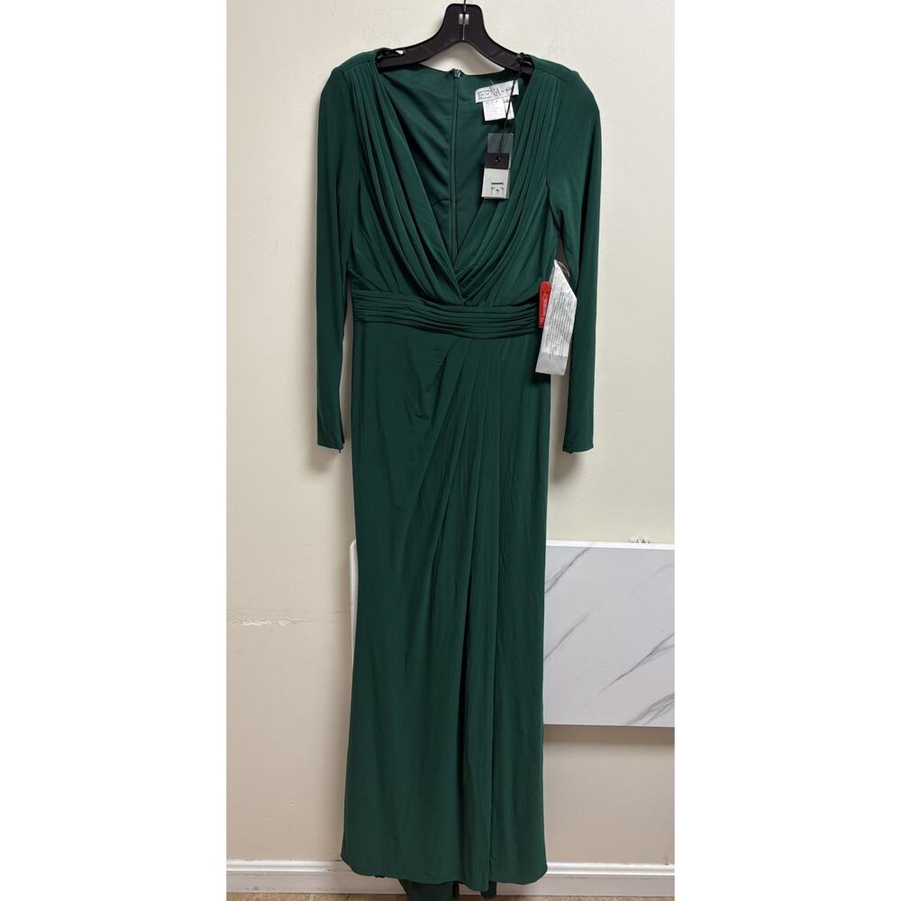 Ieena for Mac Duggal Women’s Green Long Sleeve Draped Ruched Gown Size 4 READ